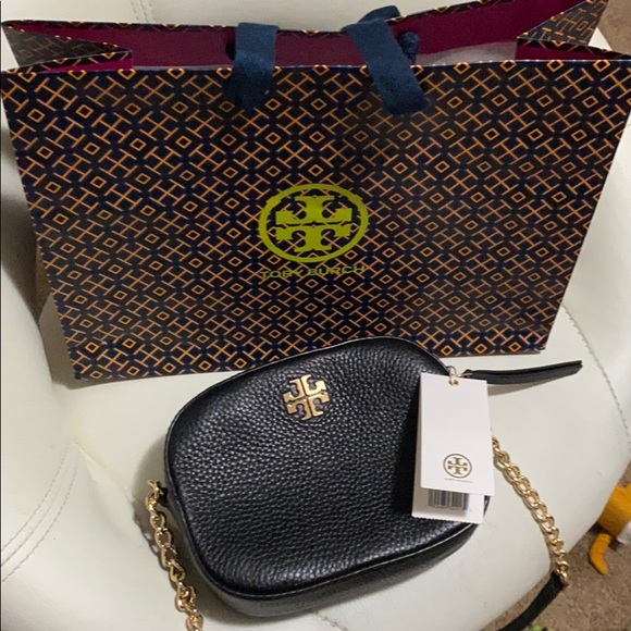 Tory Burch Logo Round Crossbody - Picture 6 of 8